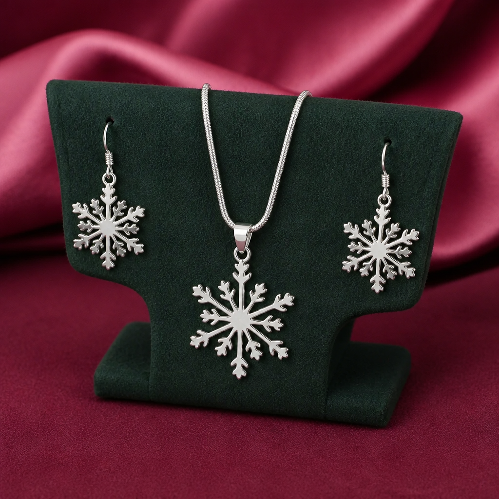 Snowflake Pendant & Earrings — Club925 Archive product photograph